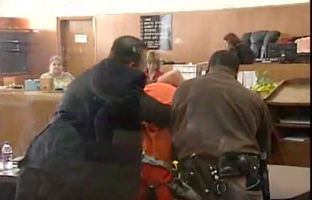 This Killer Smiled At The Victim’s Family In Court. Judge's Sentence Wiped That Smirk Off His Face - picture 4