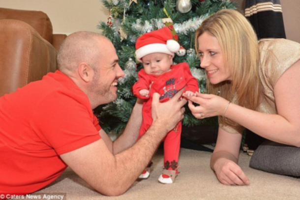 This Miracle Baby Was Not Supposed To Have Christmas With Her Parents, But She Proved Doctors Wrong - picture 2