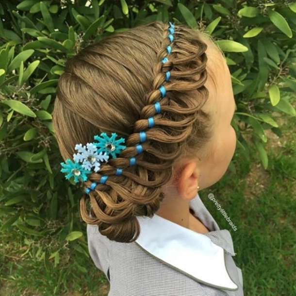 This Mom Transforms Her Daughter's Hair Into Amazingly Creative Works Of Art - picture 2
