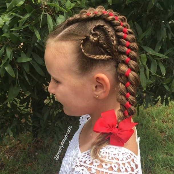 This Mom Transforms Her Daughter's Hair Into Amazingly Creative Works Of Art - picture 4