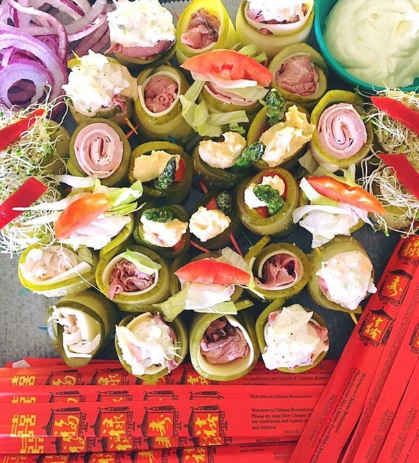 This Restaurant Replaces Bread With Pickles On Its Sandwiches, I Have To Try It! - picture 3