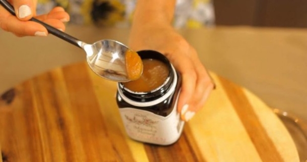 THIS Type Of HONEY Is Killing Every Kind Of Bacteria Scientists Throw At It (Even the Super-Bugs!) - picture 2