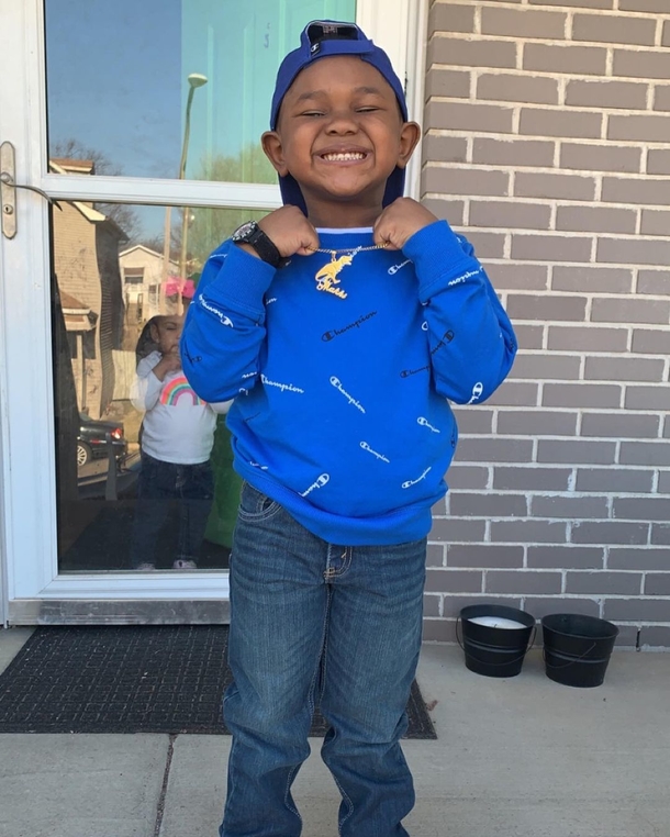 Three-year-old shocks everyone by leading his class in remarkable prayer - picture 3
