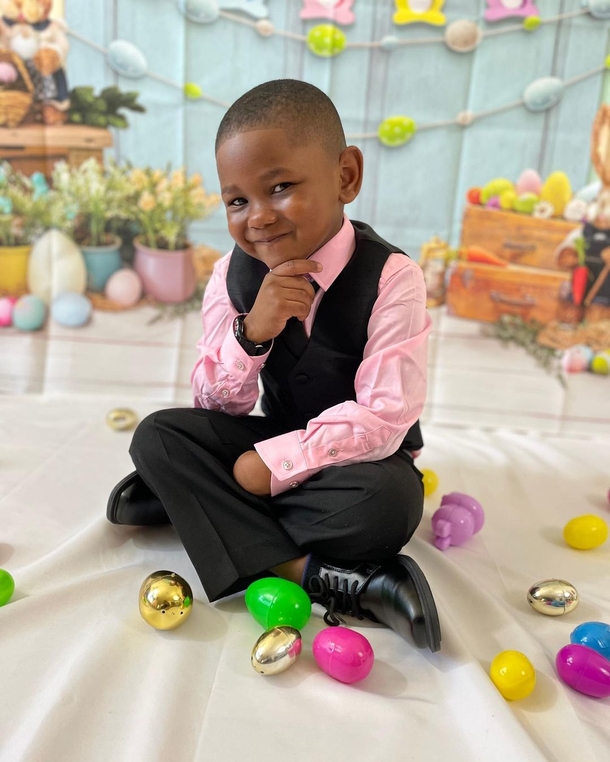 Three-year-old shocks everyone by leading his class in remarkable prayer - picture 5