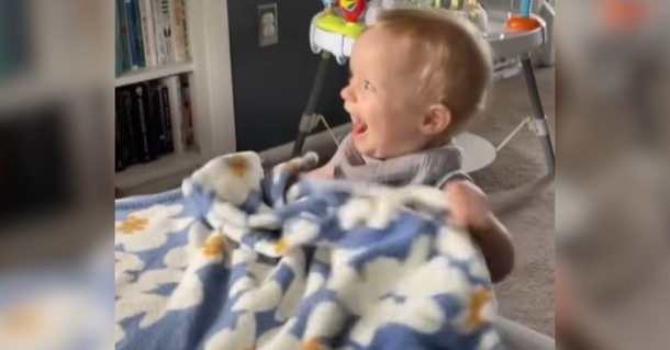Toddler Boy's Reaction To A Visit From Grandma Is The Most Precious Thing You'll See Today - picture 2
