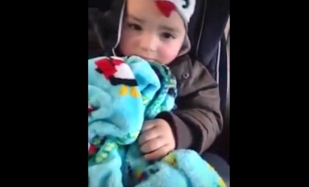Toddler Is Sleep During Nap, Once Song Comes On The Radio, Mother Records Priceless Moment - picture 3