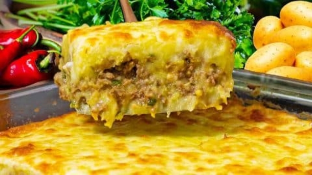 Try This Delicious Ground Beef And Gratin Potato Casserole Recipe - picture 2