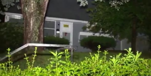 Twins Missing For Decade & No One Noticed, Then Mom Makes Sick Admission - picture 2