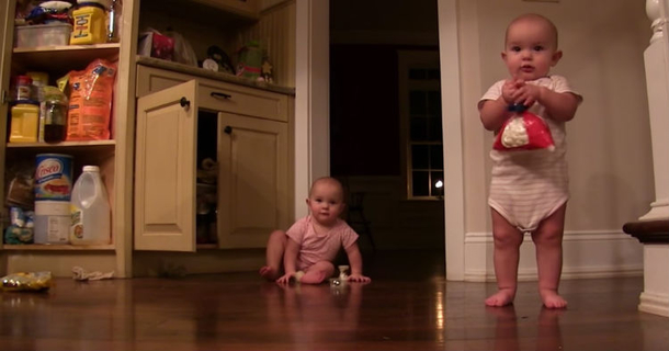 Twins Steal Bag Of Marshmallows From Pantry. But It’s Their Next Move That’s Going Viral - picture 2