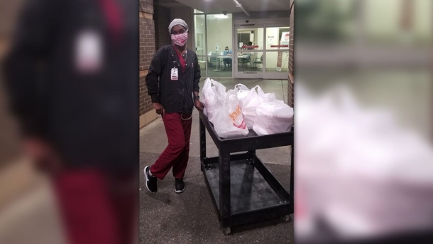 Uber driver spends $12k to deliver meals to hospital workers during coronavirus outbreak - picture 3