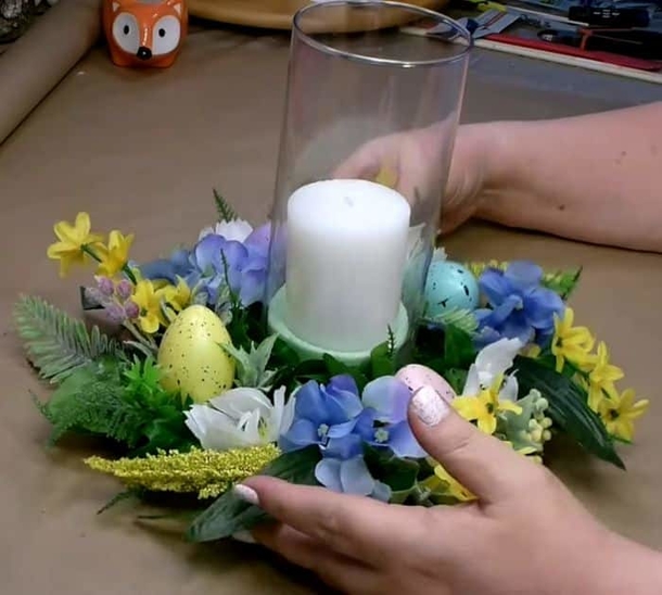 Unleash Your Easter Decor Skills with This Simple DIY Centerpiece Trick! - picture 3