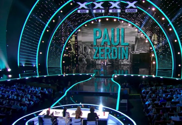 Ventriloquist Walks Off Stage, Now Pay Close Attention To His Dummy - picture 2