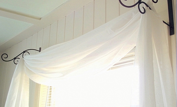 Very Creative Ways To Use Brackets All Around The Home - picture 9