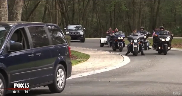Veterans helping Veterans: Bikers show up to grab casket for tribute - picture 3