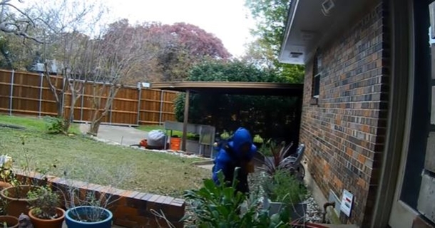 Watch: Footage Of Foiled Burglary Set To ‘Mission Impossible’ Theme Played On Recorder - picture 2