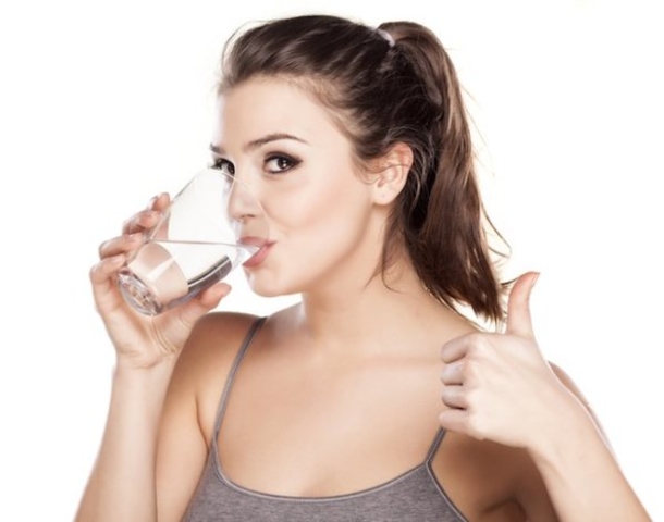 Water Chart: Exactly How Much Water You Need To Drink To Lose Water Weight According To Your Body - picture 6