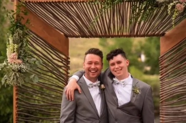Wedding guests were moved to tears by the heartfelt best man speech delivered by the groom’s younger brother who has autism. - picture 2