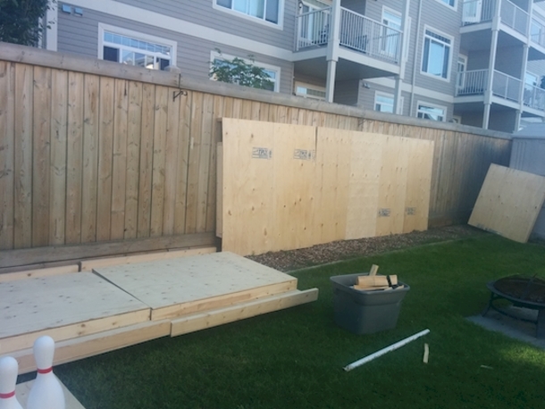 What This Man Builds In His Backyard Is Bananas! Summer BBQs Will Be Awesome At His House! - picture 3