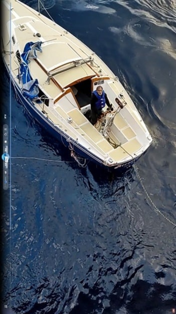 When 2 Men And A Dog Are Lost At Sea After A Storm, Help Arrives From Unlikely Source - picture 3