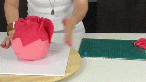 When I Saw The Inside Of This Massive Rose Cake... I Was Stunned! - picture 2