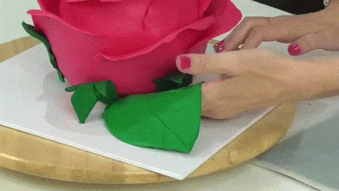 When I Saw The Inside Of This Massive Rose Cake... I Was Stunned! - picture 6
