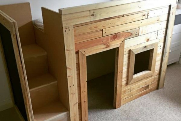Why Buy a Bed When You Can Make One out of Pallets? Here Are 11 Genius Designs to Inspire You. - picture 12