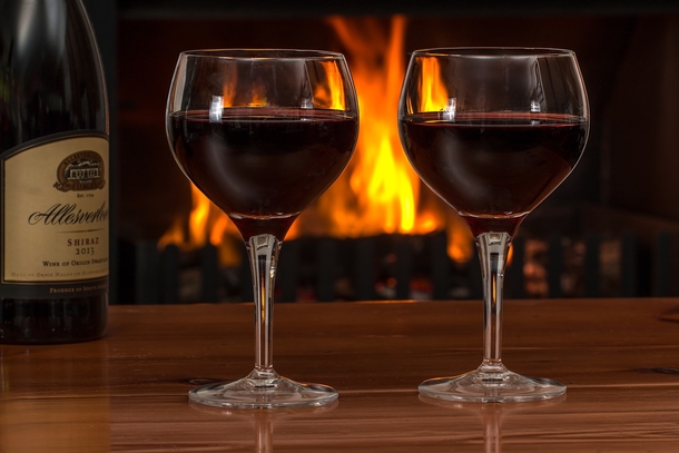 Wine Before Bed Makes You Lose Weight, Science Says - picture 2