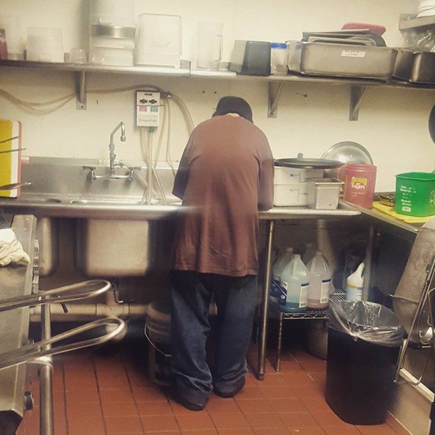 Woman Hired A Homeless Felon To Work At Her Restaurant, Is Surprised By Result (Photo) - picture 3