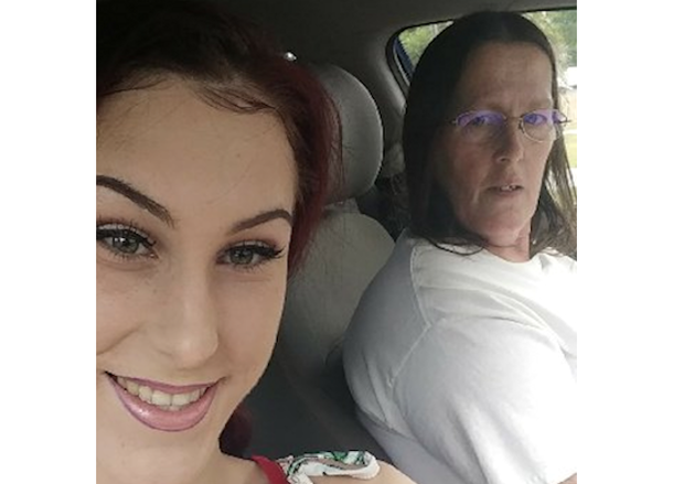 Woman Kills Mother In DUI Crash, People Disgusted To See What She Does In Her Mug Shot Photo - picture 2