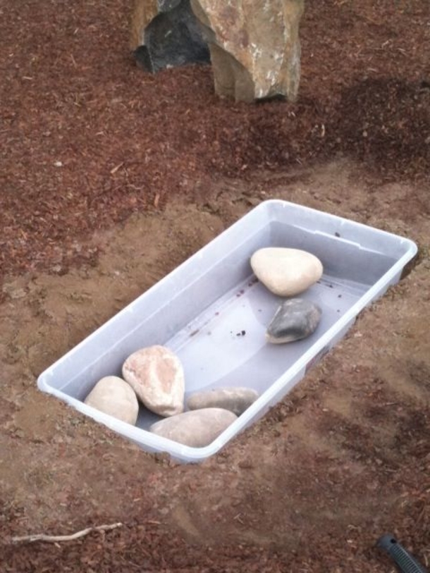 Woman Plants A Rubbermaid Storage Container In Her Backyard. The Reason Why Will Astound You! - picture 2
