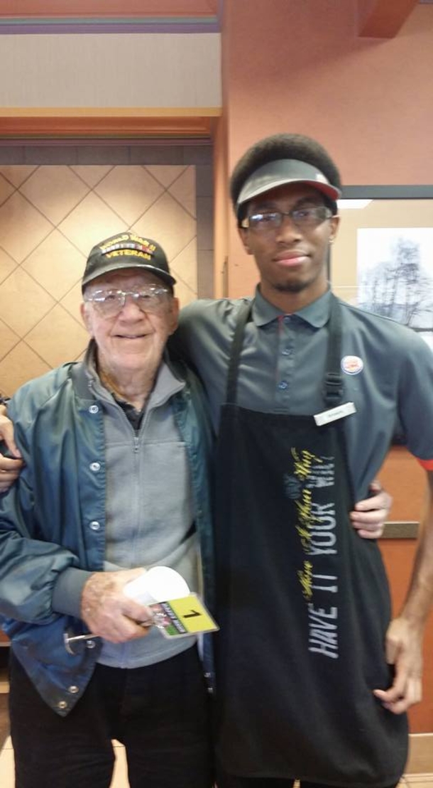 Woman Sees Burger King Worker Approach Old White Man, Snaps Picture Immediately - picture 3