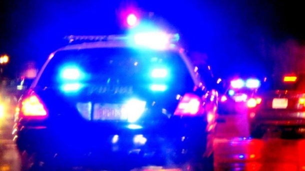 Woman Sees Cop Pull Over In Odd Fashion, Decides To Investigate What He's Up To (Photo) - picture 2