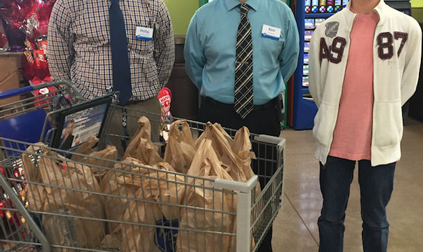 Woman Sees Strange Man By Store Door, Decides To Investigate A Little Further - picture 3