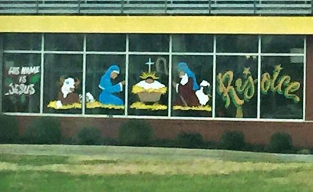 Woman Spots Unusual Nativity Scene At Local McDonalds, Snaps Photo That Goes Viral - picture 5