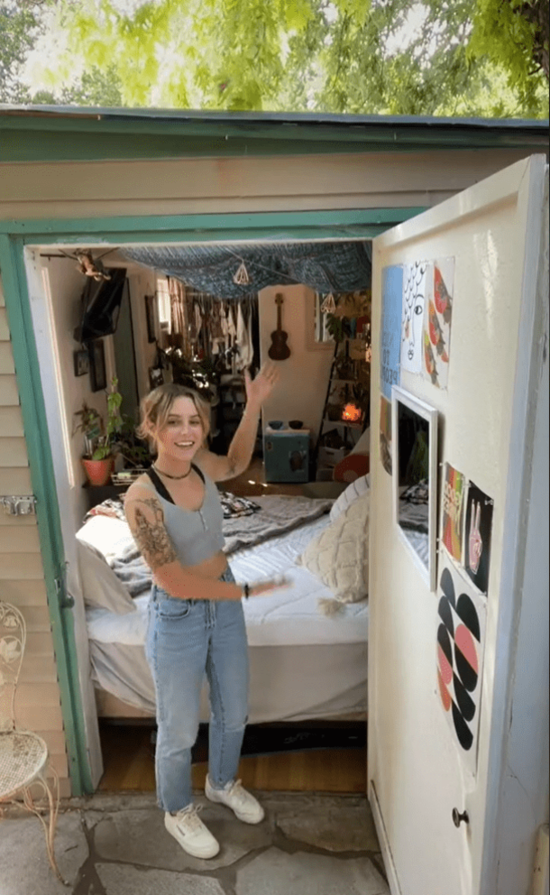 Woman turns her parent's SHED into a tiny home in and lives rent free! Take a look inside! - picture 2