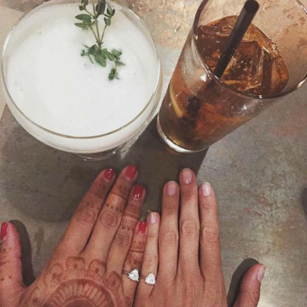 Women Are Putting Engagement Rings On Their Pinky Finger. Here's What It Means. - picture 7