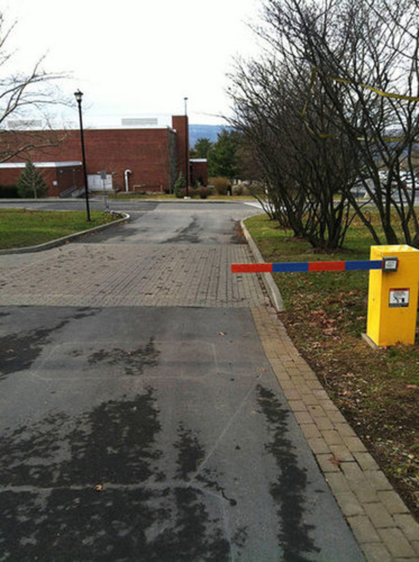You Had One Job To Do: 16 Shocking Fails From Those Who Couldn't Get The Job Done Right - picture 10