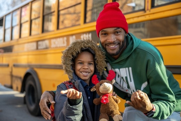 You Won't Believe What Happened on Pajama Day: Bus Driver Saves Tearful First Grader! - picture 2