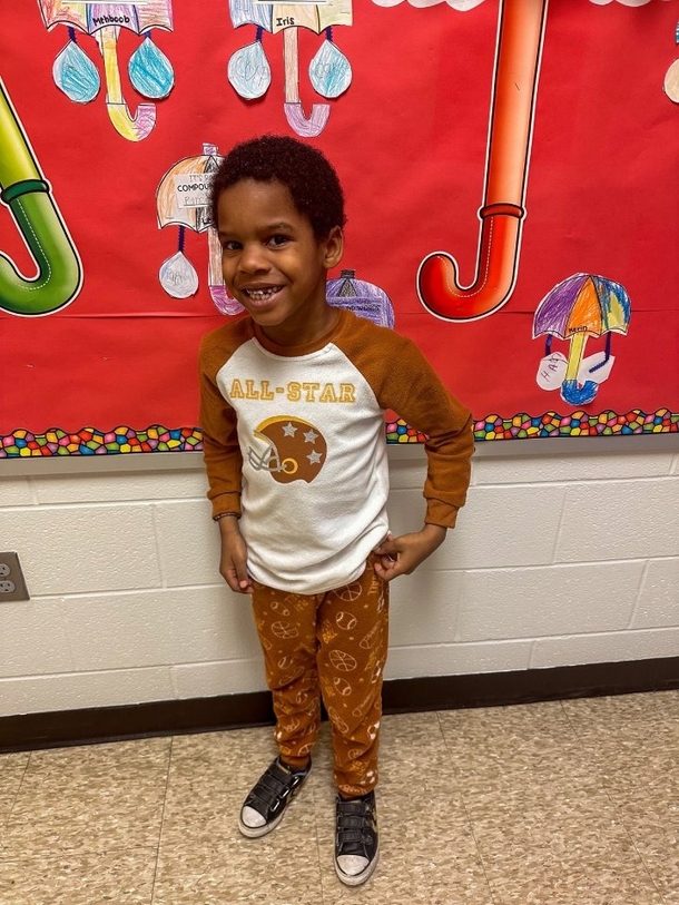 You Won't Believe What Happened on Pajama Day: Bus Driver Saves Tearful First Grader! - picture 3
