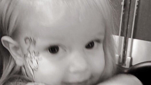 Young Girl Dies From Something Kids All Over America Received This Christmas - picture 2