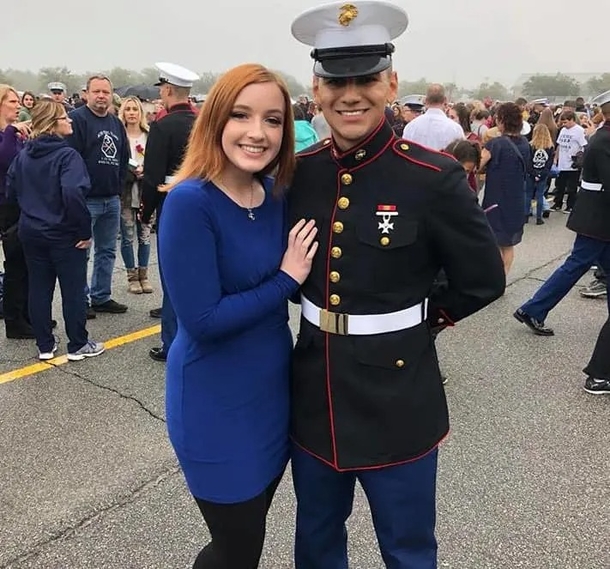 Young Toddler Becomes Stand-In Date for Marine Brother Unable to Attend Prom with Girlfriend - picture 2