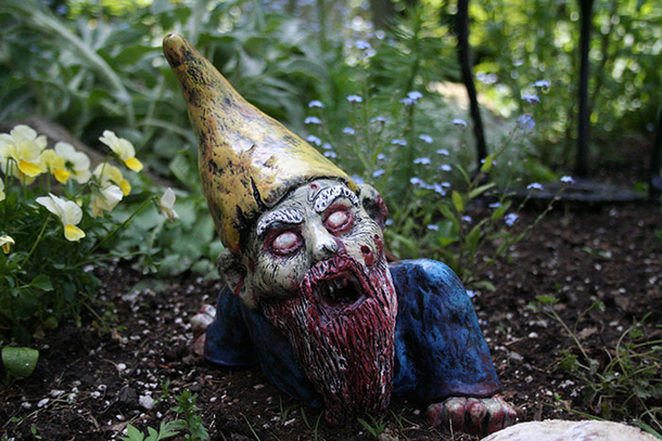Your Neighbors Will Love These Zombie Garden Gnomes And Be Creeped Out At The Same Time! - picture 2