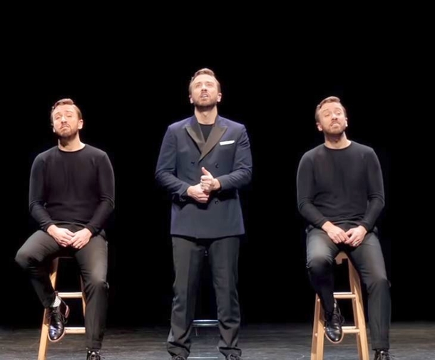 Youtube Star Begins To Sing But When 200 Kids Join In, Everyone Gets Goosebumps - picture 3