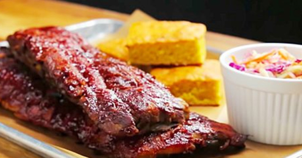 How Make An Easy Rack Of BBQ Ribs