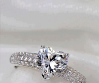 Heart diamond ring