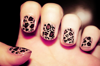 Cheetah print nails