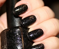 Black glitter nails