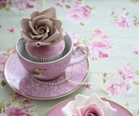 Pretty Rose Teacup Cupcakes