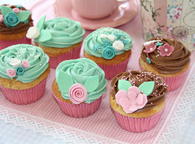 Pretty Pastel & Chocolate Cupcakes