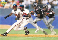 Dion Sanders Might be the greatest two sport athlete